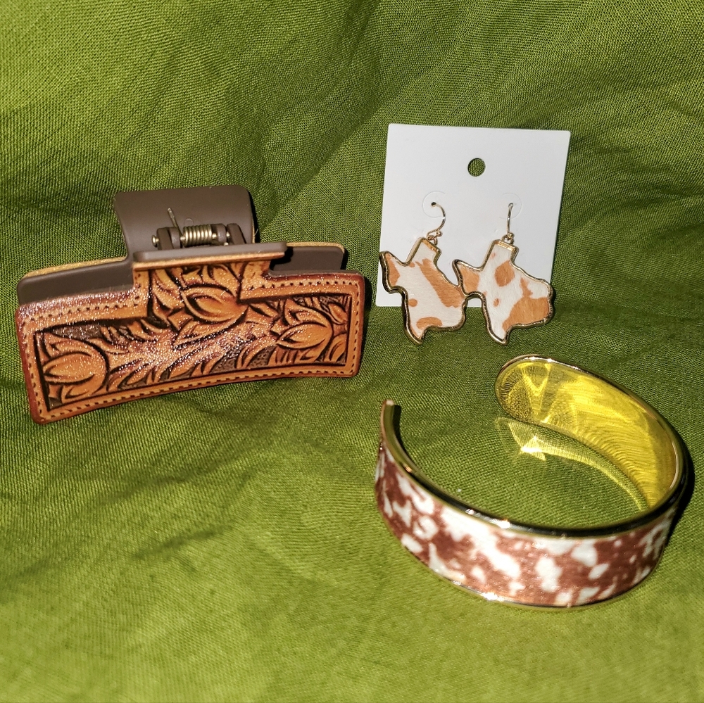 Brown Cowhide Western Set